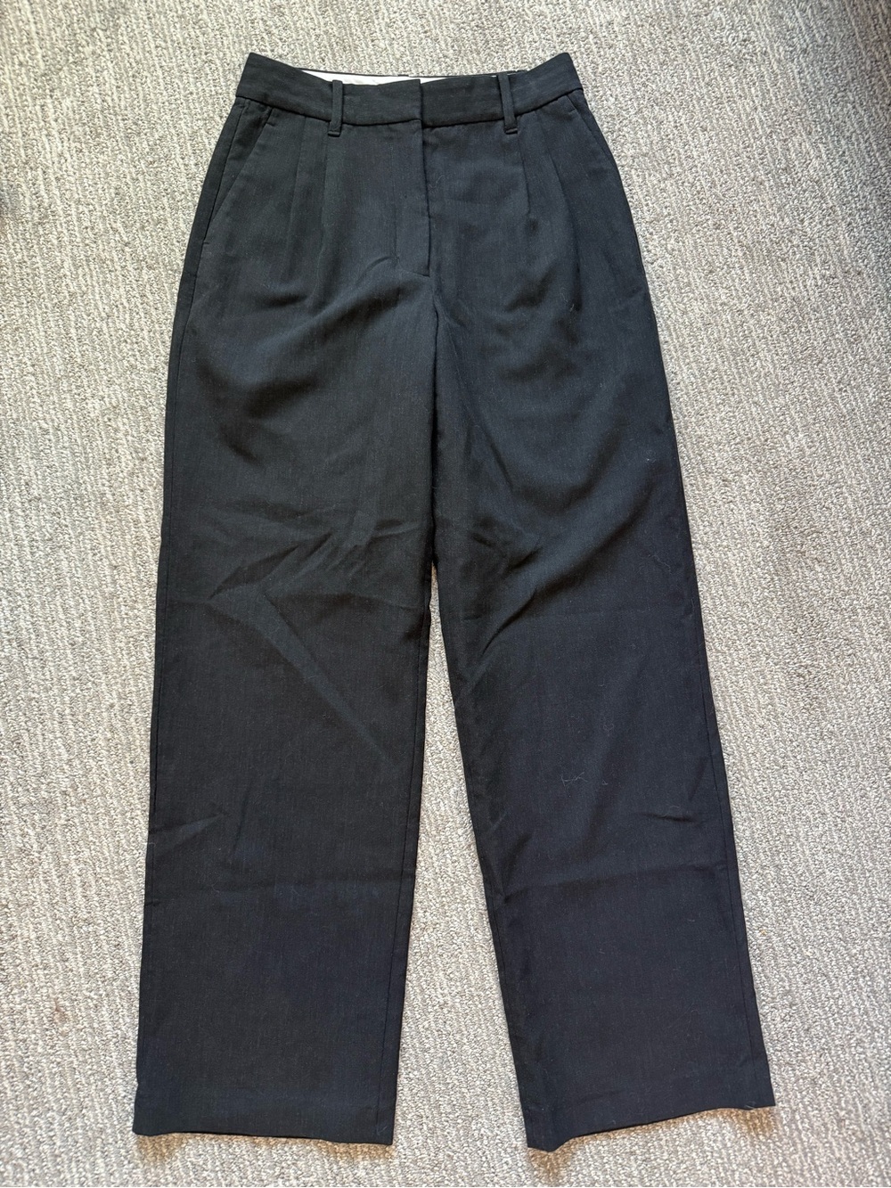 Aritzia The Effortless Pant Women’s 6 Black Wide Leg High Rise Trouser Career